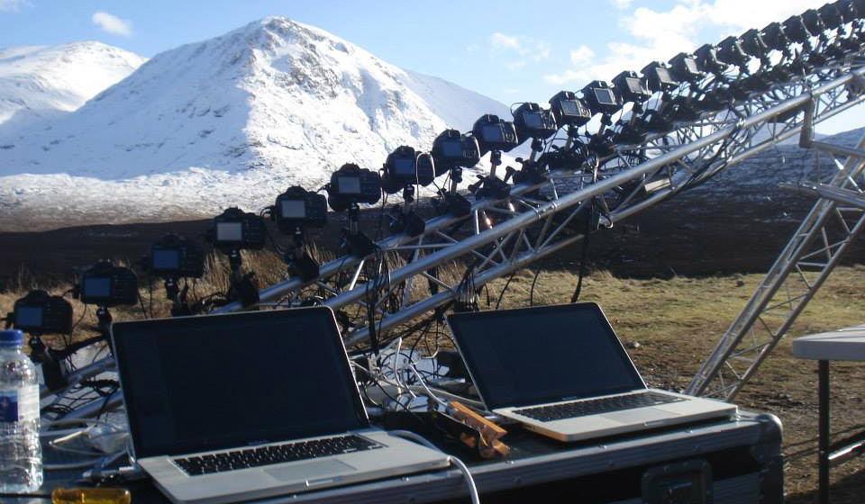glencoe-29 Computers for bullet time rig on Land Rover advert set
