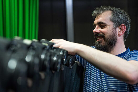 NWD-Jeremy-Kyle-BTS-16-use2 Ian behind the scenes of a production shoot for Jeremy Kyle